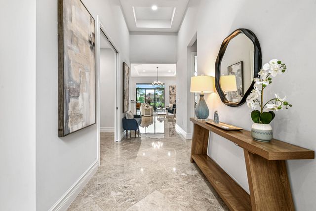9512 Eden Roc Court, Delray Beach, FL 33446
