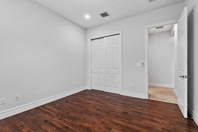 9512 Eden Roc Court, Delray Beach, FL 33446