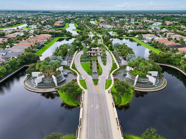 9512 Eden Roc Court, Delray Beach, FL 33446