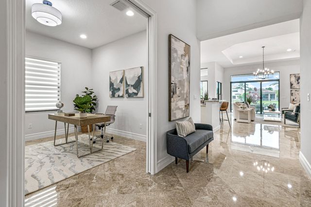 9512 Eden Roc Court, Delray Beach, FL 33446