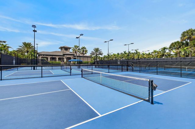9512 Eden Roc Court, Delray Beach, FL 33446