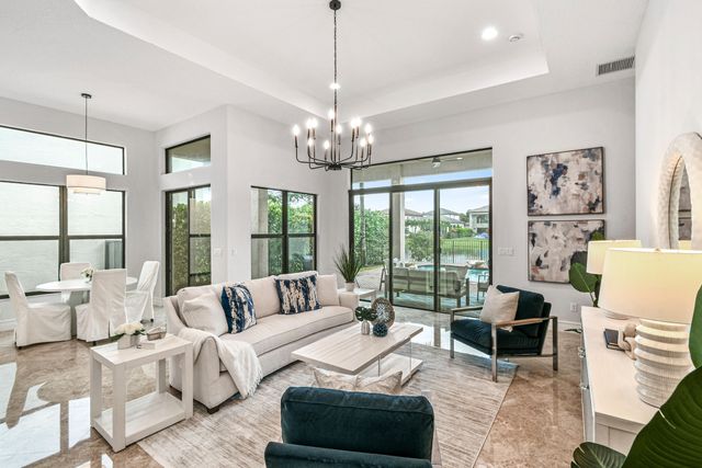 9512 Eden Roc Court, Delray Beach, FL 33446