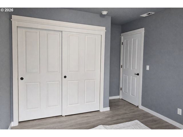 4923 N NEWARK St, Portland, OR 97203