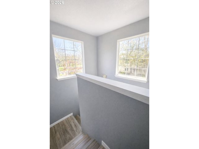 4923 N NEWARK St, Portland, OR 97203