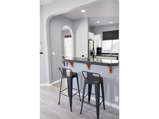 4923 N NEWARK St, Portland, OR 97203