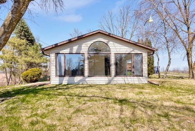 E0636 J-J ROAD, Luxemburg, WI 54217