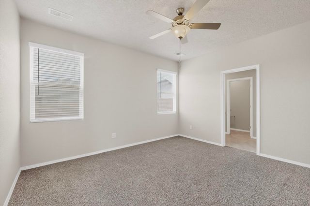 10654 Valedon Lane SW, Albuquerque, NM 87121