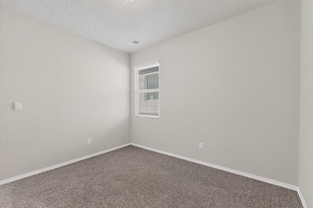 10654 Valedon Lane SW, Albuquerque, NM 87121