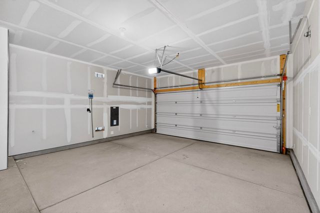 10654 Valedon Lane SW, Albuquerque, NM 87121