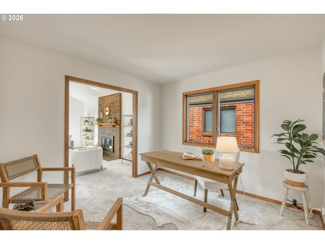 15035 Ne SACRAMENTO St 62, Portland, OR 97230