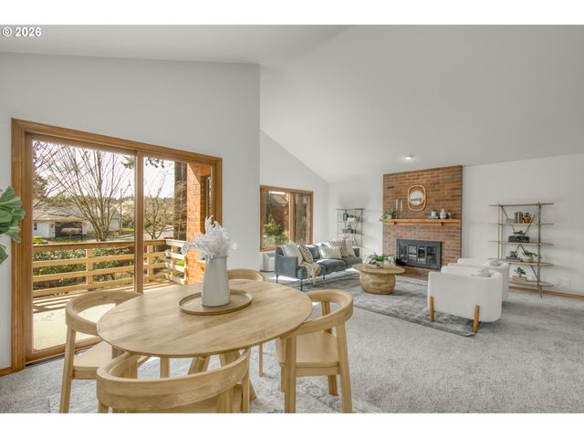 15035 Ne SACRAMENTO St 62, Portland, OR 97230