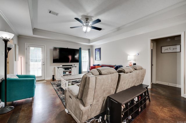 1055 French Drive, Conway, AR 72034