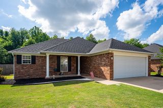 1055 French Drive, Conway, AR 72034