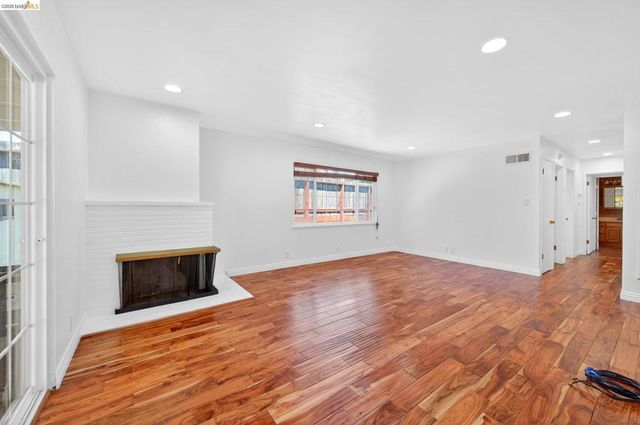 3 Bergwall Way, Vallejo, CA 94591
