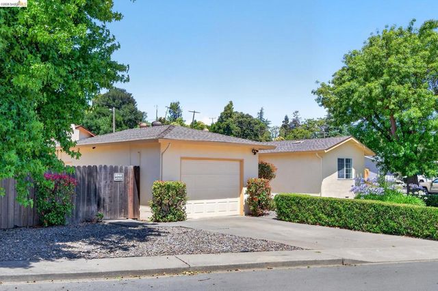 3 Bergwall Way, Vallejo, CA 94591