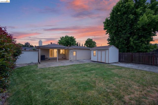 3 Bergwall Way, Vallejo, CA 94591