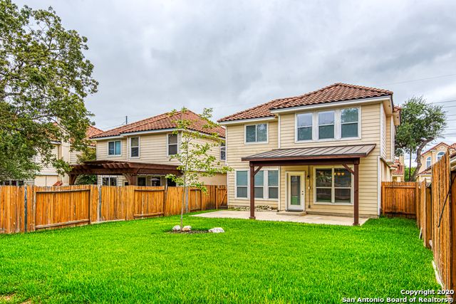 1355 Pinnacle Falls, San Antonio, TX 78260