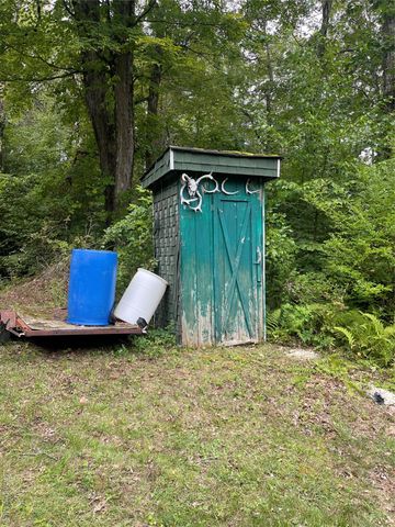 80 Hunter Lane, Wassaic, NY 12592