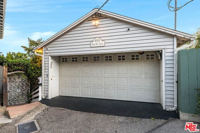 6931 Paseo Del Serra, Los Angeles, CA 90068