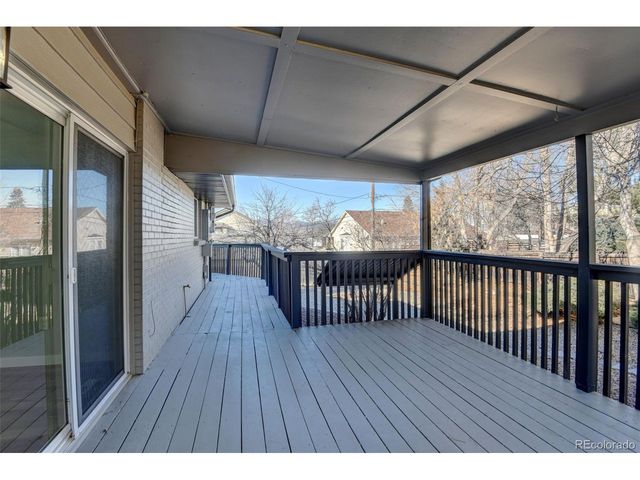 9227 W 67th Ave, Arvada, CO 80004