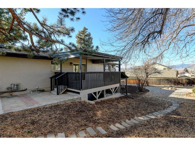 9227 W 67th Ave, Arvada, CO 80004