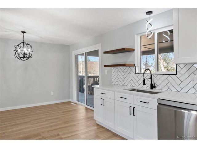 9227 W 67th Ave, Arvada, CO 80004