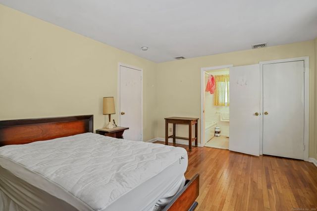 36 Juhasz Road, Norwalk, CT 06854