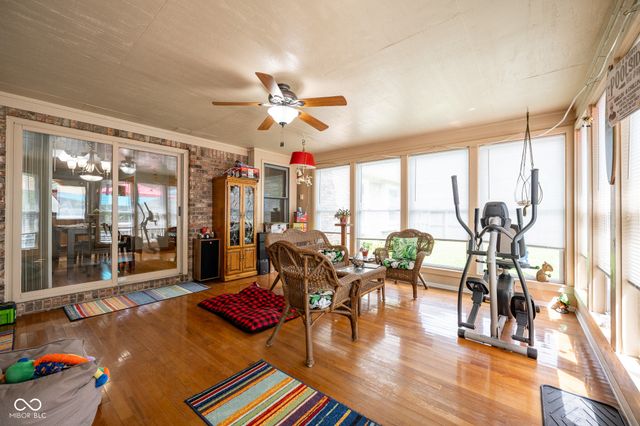 231 Meadowview Lane, Greenwood, IN 46142