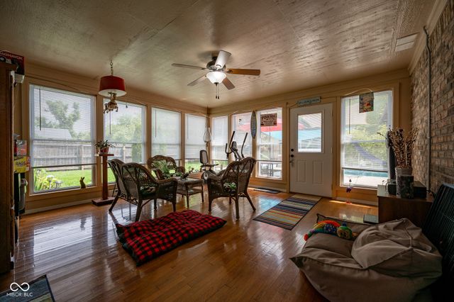 231 Meadowview Lane, Greenwood, IN 46142