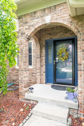 231 Meadowview Lane, Greenwood, IN 46142