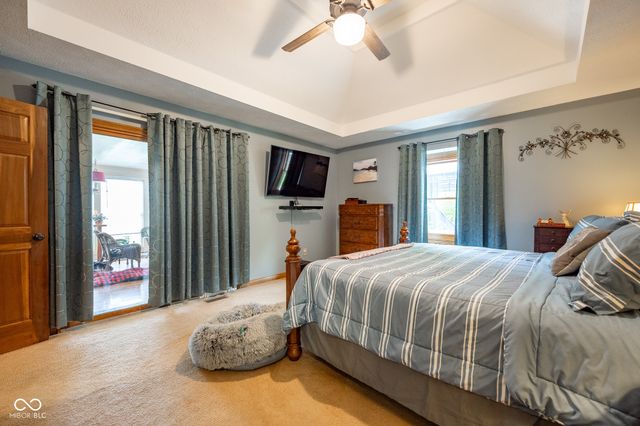 231 Meadowview Lane, Greenwood, IN 46142
