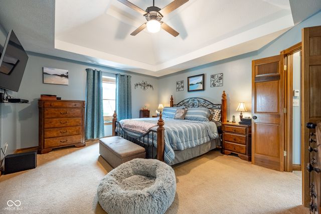 231 Meadowview Lane, Greenwood, IN 46142