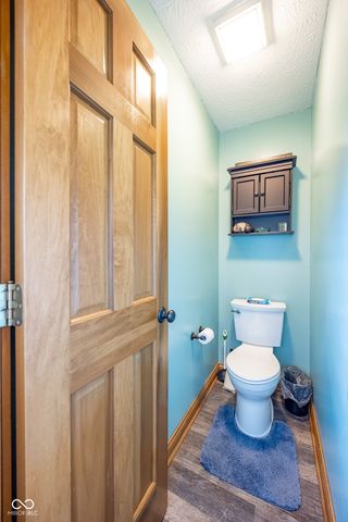 231 Meadowview Lane, Greenwood, IN 46142