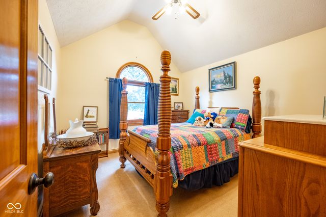 231 Meadowview Lane, Greenwood, IN 46142