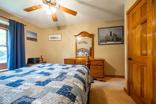 231 Meadowview Lane, Greenwood, IN 46142