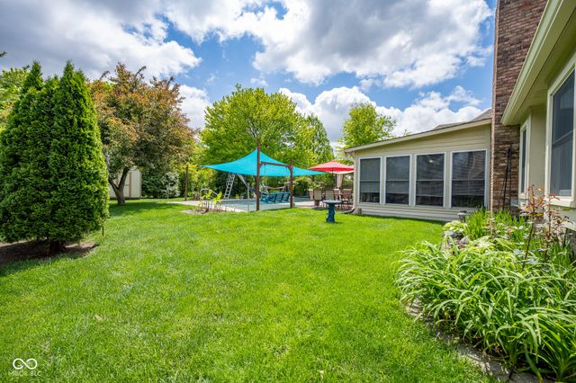 231 Meadowview Lane, Greenwood, IN 46142