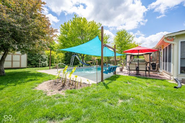 231 Meadowview Lane, Greenwood, IN 46142