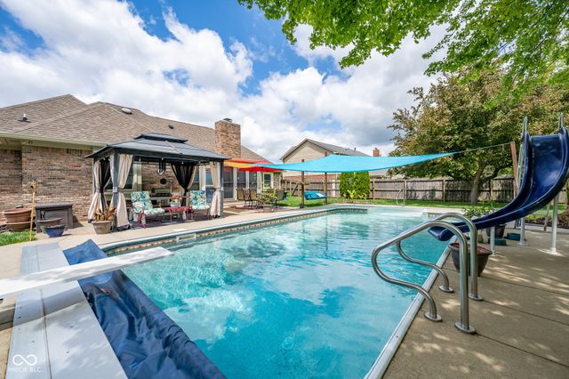 231 Meadowview Lane, Greenwood, IN 46142