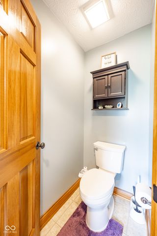 231 Meadowview Lane, Greenwood, IN 46142