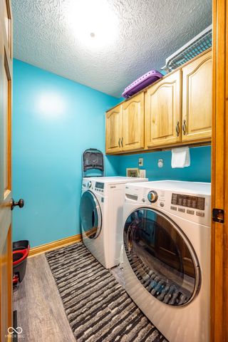 231 Meadowview Lane, Greenwood, IN 46142