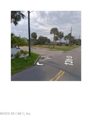 174 13TH Street, Atlantic Beach, FL 32233