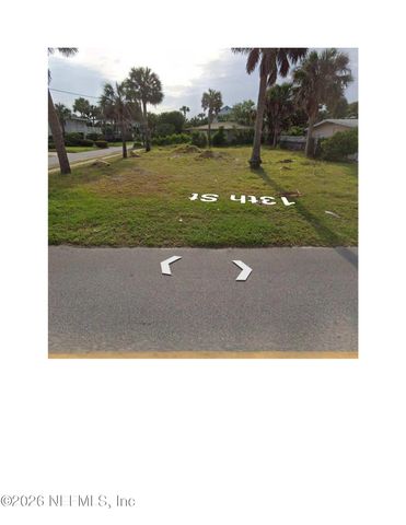174 13TH Street, Atlantic Beach, FL 32233