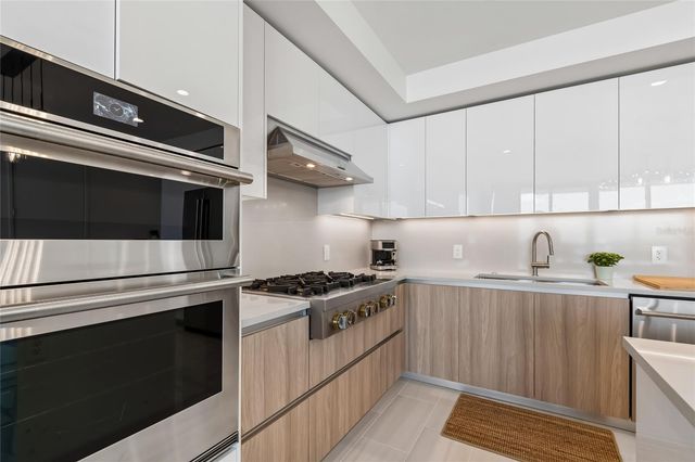 400 CENTRAL AVENUE 2102, St Petersburg, FL 33701