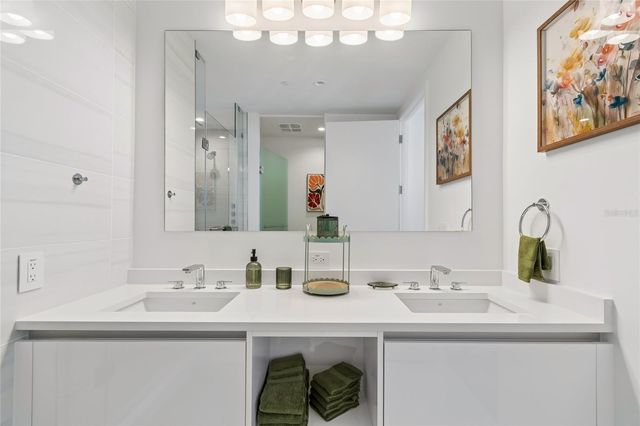 400 CENTRAL AVENUE 2102, St Petersburg, FL 33701