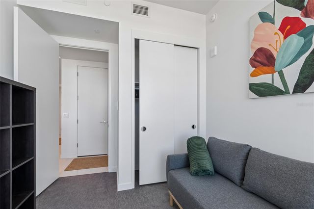 400 CENTRAL AVENUE 2102, St Petersburg, FL 33701