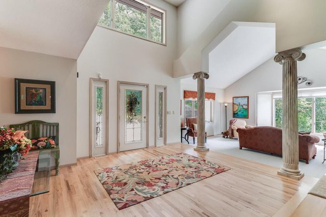 N2015 Stonecrest ROAD, La Crosse, WI 54601