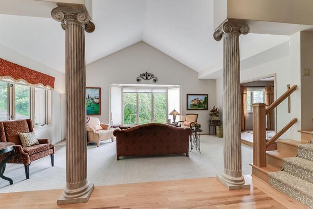 N2015 Stonecrest ROAD, La Crosse, WI 54601