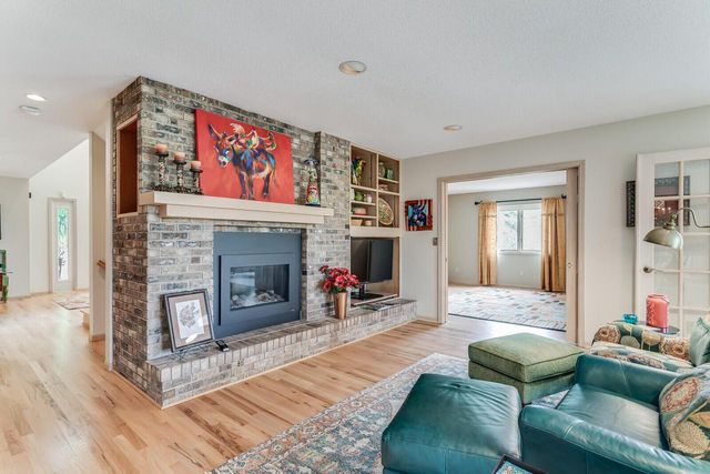 N2015 Stonecrest ROAD, La Crosse, WI 54601