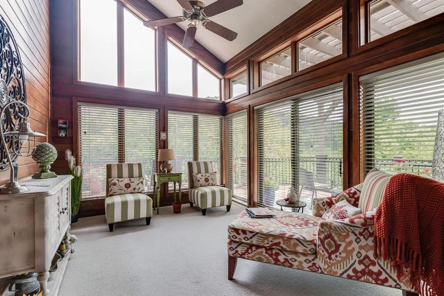 N2015 Stonecrest ROAD, La Crosse, WI 54601