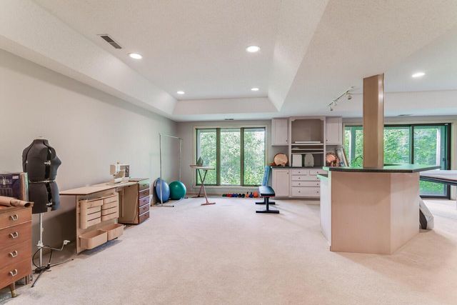 N2015 Stonecrest ROAD, La Crosse, WI 54601